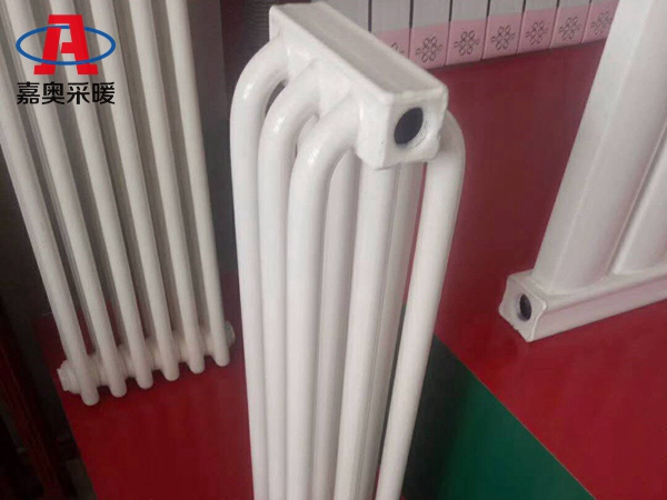 钢制弧形草莓视频污污污  