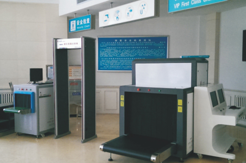 機場安檢現(xiàn)場