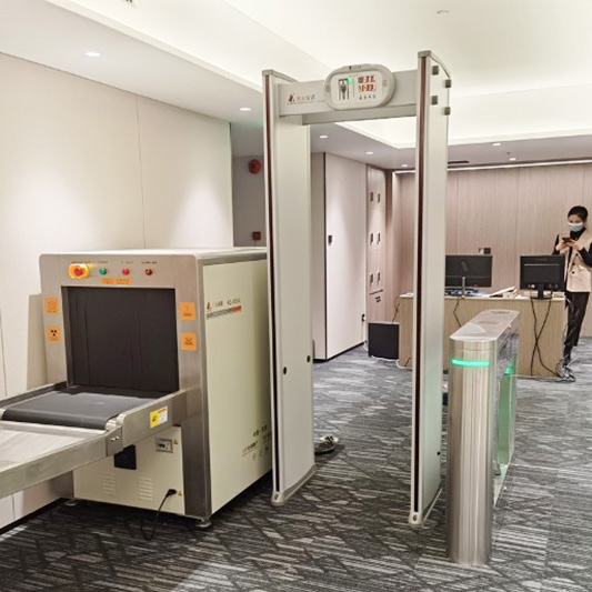 2025款A(yù)D-2286全橫梁豪華型金屬探測(cè)門